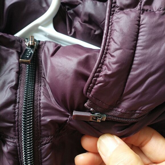 Donna Karan DKNY Packable Down Quilted Coat Jacket Womens M Purple Hood Zip - Picture 3 of 12